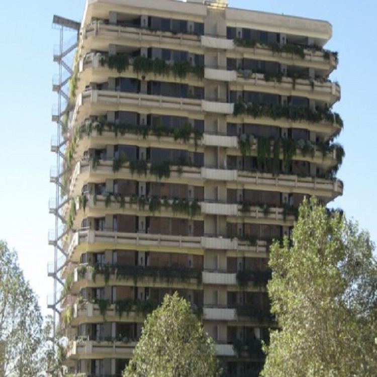 نمای برج پارک ۱ ـ نیاوران (سال ۱۳۸۱)
